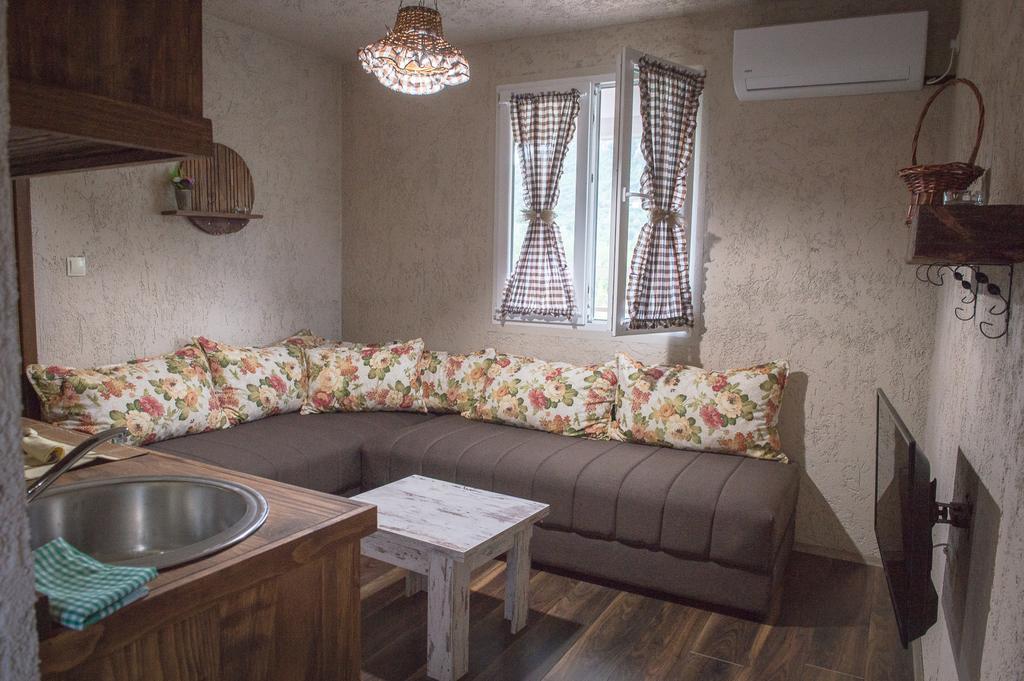 Apartments Djurovic 威尔帕扎 外观 照片
